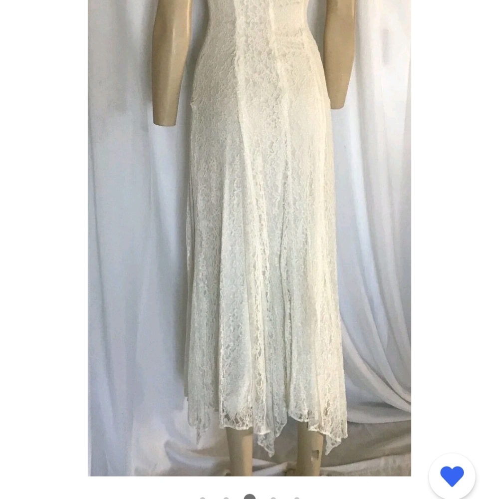 Wedding Dress - Picture 7 of 7